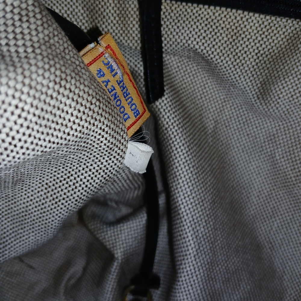 Dooney And Bourke Bag Classic - Picture 4 of 15